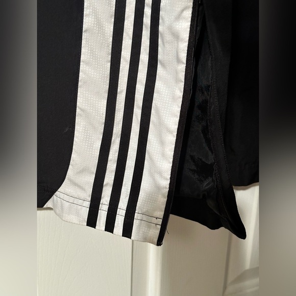 ADIDAS Retro 2010 Men’s Black Large Ankle Zip Windbreaker Pants Three Stripes - Picture 15 of 16